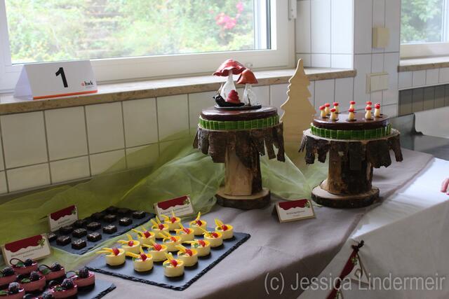 Konditorin Jessica Lindermeir - Handgearbeitete Zuckerkunst beim Wettbewerb der Konditoren-Innung für Schwaben | Foto: Jessica Lindermeir