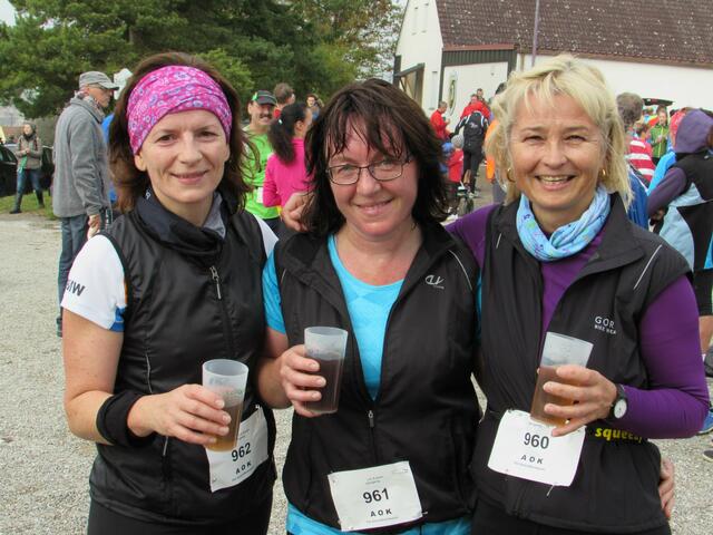 Spaß beim Laufen in Harburg - Gerti Morenweiser, Christine Heindl, Christine Wagner