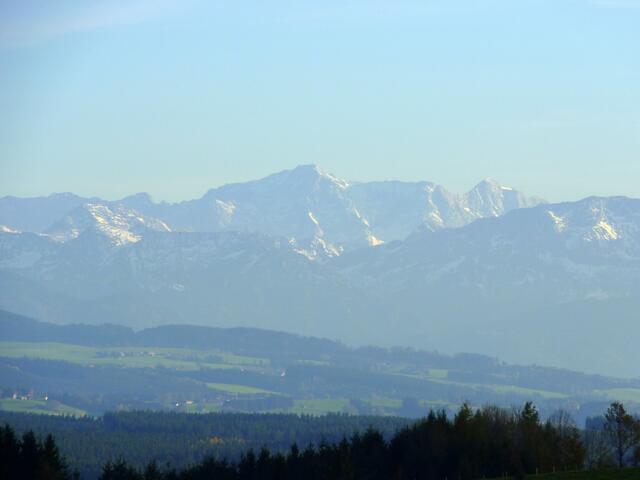 Blick vom Römerturm auf das Alpenpanorama