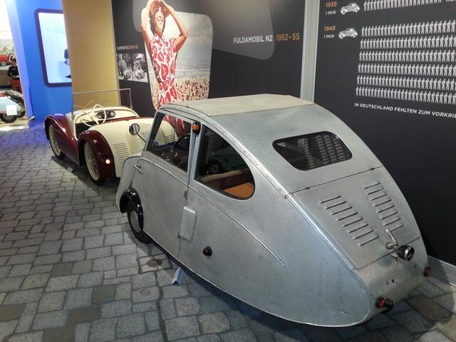 Kleinwagenexponate aus der Sonderausstellung