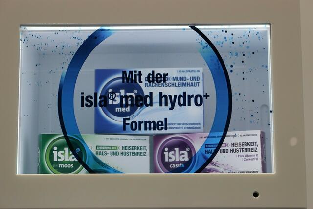 Die Bonbons sind echt, aber der Text wird in der Scheibe eingeblendet.