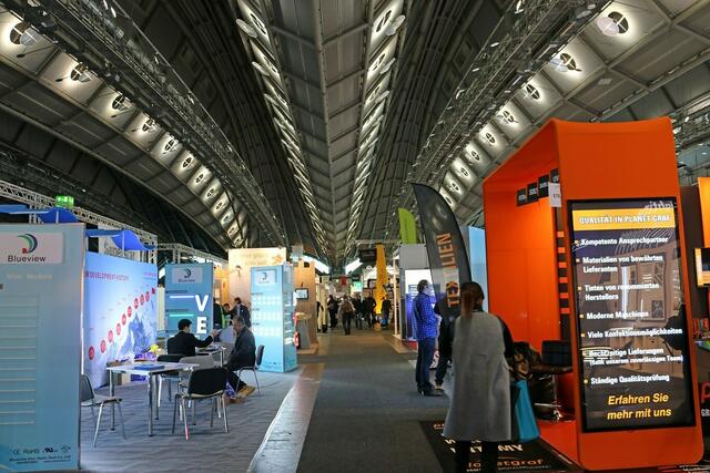 In der Messehalle