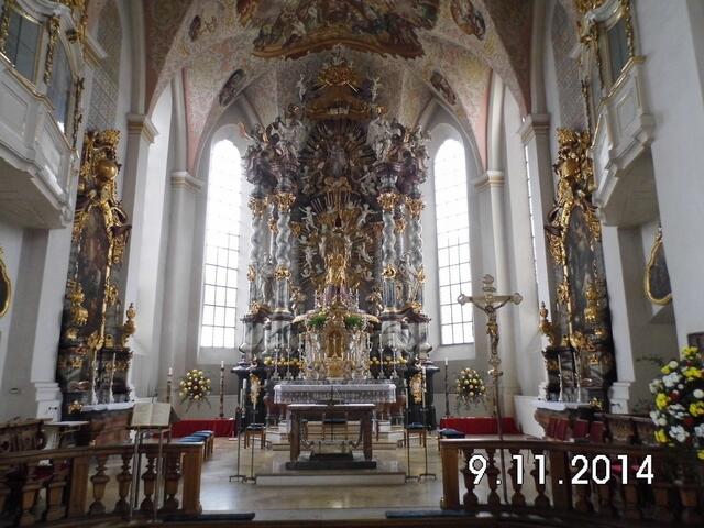 der Hauptaltar in St. Leonhard