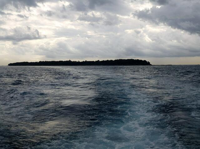 Au revoir, St. Honorat, auf Wiedersehen