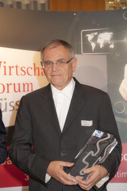 Der Rheinländer des Jahres: Dr. Reiner Götzen. | Foto: Wirtschaftsforum