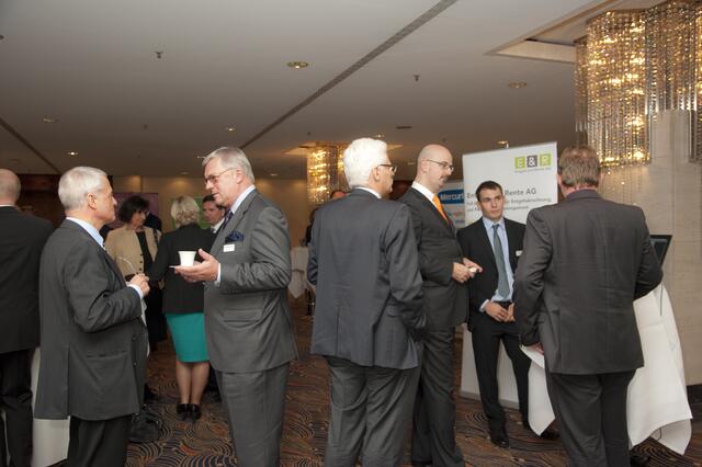 Networking in den Pausen. | Foto: Wirtschaftsforum