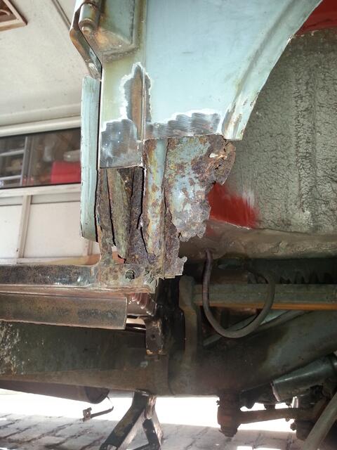 Radlauf vorn rechts.... da kriegste die Motten