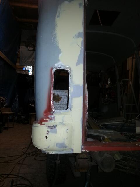 ...spachteln muß aber trotzdem sein... allerdings dieses mal nur zum glätten, nicht zum Modellieren!