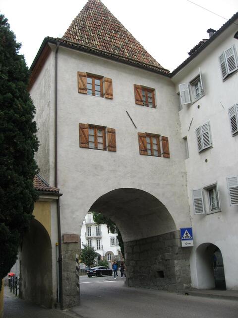 Vinschgauer Tor, Bauzeit: 15.-16. JH.