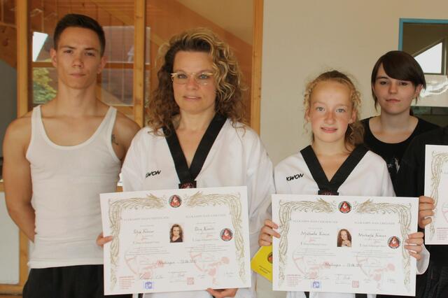 1. Dan Allkampf-Jitsu