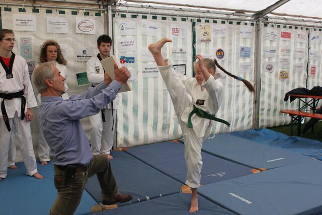 Michaela Kinzer bei der Vorführung "Spendenlauf" in Meitingen