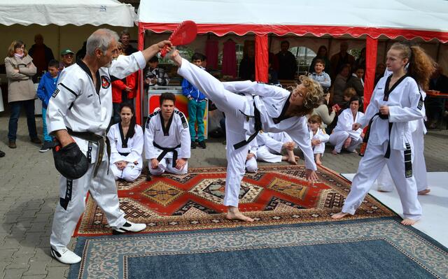 Vorführung Moschee Donauwörth