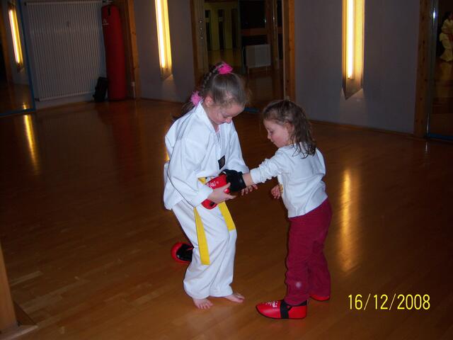 Michaela mit Gelbgurt