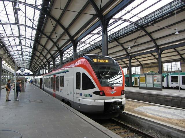 VIAS-FLIRT in Wiesbaden (4.8.2014)