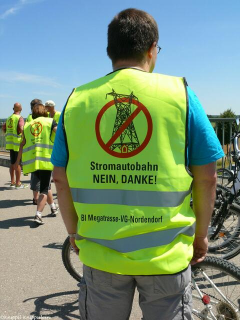 Stromautobahn NEIN, DANKE ! Mit unseren Warnwesten sind wir nicht zu übersehen...