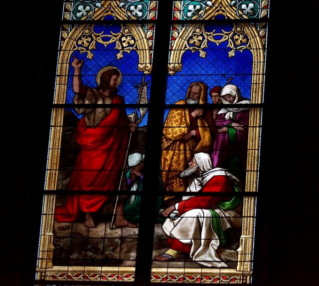 Das Johannesfenster (1847). Das Hauptbild (der hier gezeigte Ausschnitt des Fensters) zeigt die Predigt Johannes des Täufers in der Wüste.