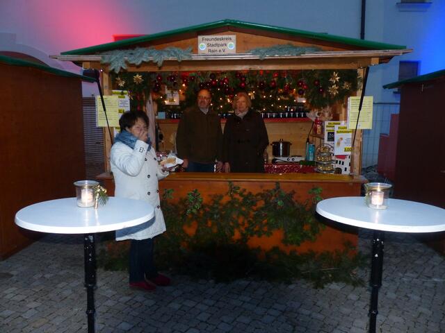 der Stand des Freundekreises Stadtpark Rain