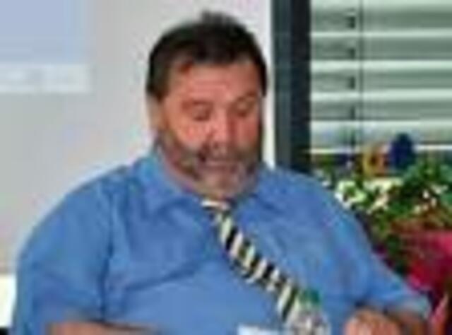 Landkreis Hi, Basse kümmert sich zur EU-Strafabwehr wann um die besseren Kombi-Kanu Fischpässe beim EU-WRRL-Flüssebarriereabbau? : http://www.fuerstenberger-seenland.de/fuerstenberg-paddeln.html _  http://www.umweltbundesamt.de/sites/default/files/medien/461/publikationen/4198.pdf  _ http://www.bund.net/publikationen/bundletter/12015/15_jahre_wasserrahmenrichtline_alle_gewaesser_im_guten_zustand/ _ 
http://www.wanderfische.de/Hindernisse/Weser/Aller/Oker/Abschlussbericht%20Funktionskontrolle_Rueningen.pdf | Foto: Landkreis Hildesheim