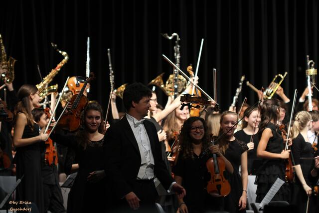 Konzert: Coro Polifonico mit der Orchesterakademie Juventhusias | Foto: Erika Bf