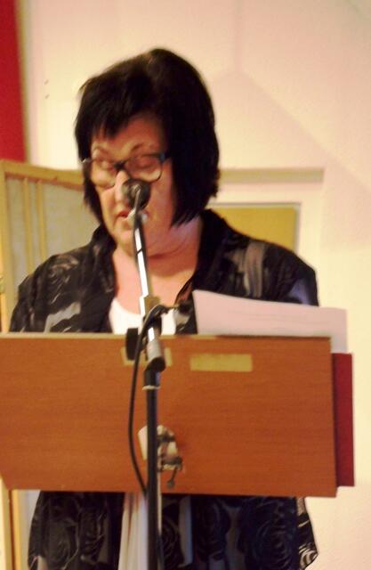 .......Gisela Görgens, stellvertretende Vorsitzende das Deutsch-Israelischen 
-Freundeskreises Linz führten durch die Veranstaltung.