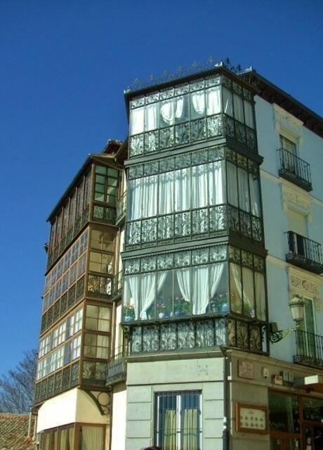 Glasfronten in der Altstadt