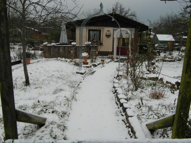 Einbrecherspuren waren keine da zum Glück !