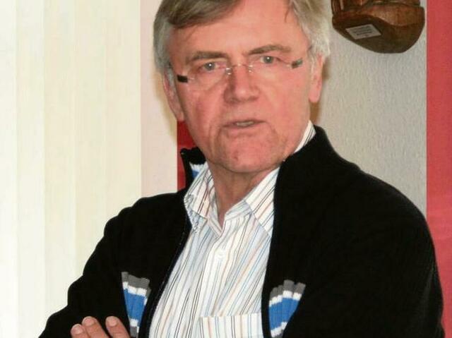 31028Gronau SG-Rat Siemers: _  …die Grünen müssen sich mehr um Wirtschaft kümmern...  _  http://www.leinetal24.de/lokales/gronau/klischees-sind-geschichte-4633122.html _  http://www.leinebergland-region.de/uploads/media/REK_Leinebergland_21.09.07.pdf _ beim Thema Kanutrourismusentwicklung taten sie nichts! | Foto: LDZ