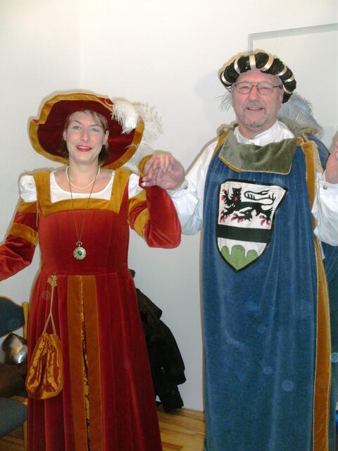 Der Landsberger "Pfettner (Ministerialer der Welfen) mit  Partnerdarstellerin"