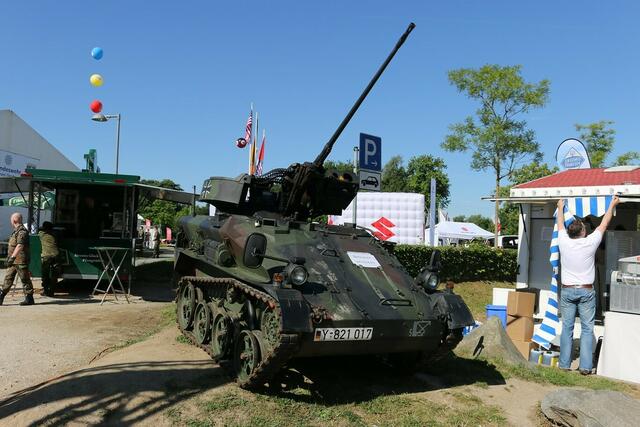 Panzer an der Hessentagsstraße