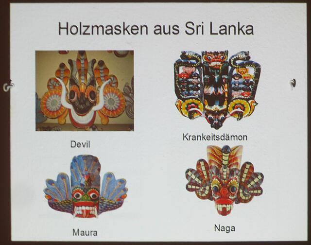verschiedene traditionelle Holzmasken