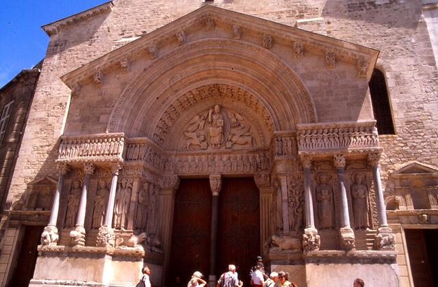 St. Trophime in Arles, Beginn der Via Tolosana, in römischer Zeit Via Aurelia