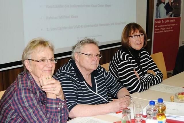 Der Vorstand | Foto: „Leinetal Online News /Rasmussen“