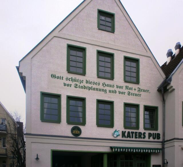 ie ersten Bewohner nach den Slawen waren die Friesen und die Niedersachsen. Das sieht man noch heute am Baustil der Häuser