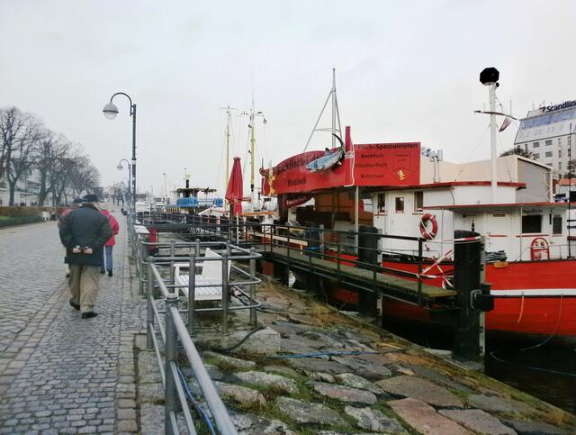 Der Alte Strom war bis 1903 der Abfluss der Warnow.