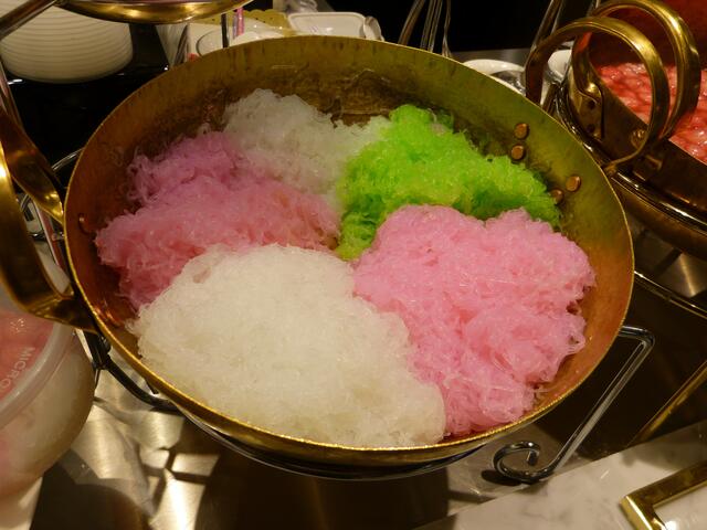 Thailändische Zuckerwatte,es muss bunt sein !