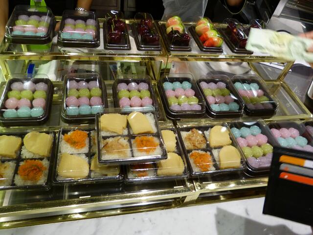 Bunt und schmeckt nach nichts :(( !