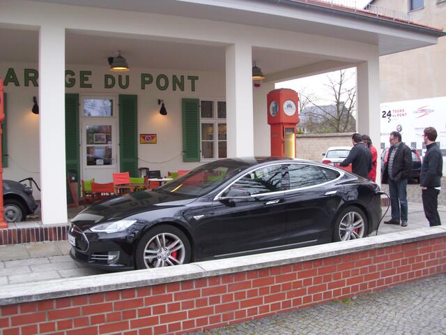Der TESLA Model S