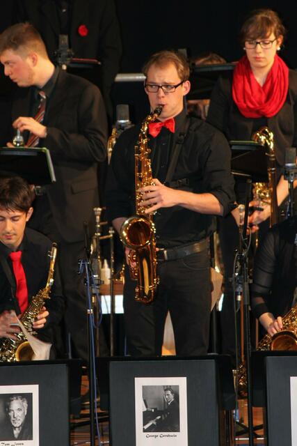 Tim Klein am Tenorsaxofon.