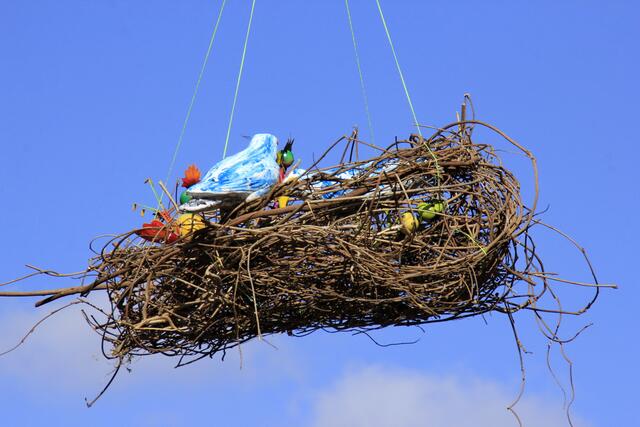 Frauke Becher: "Großraumnest"