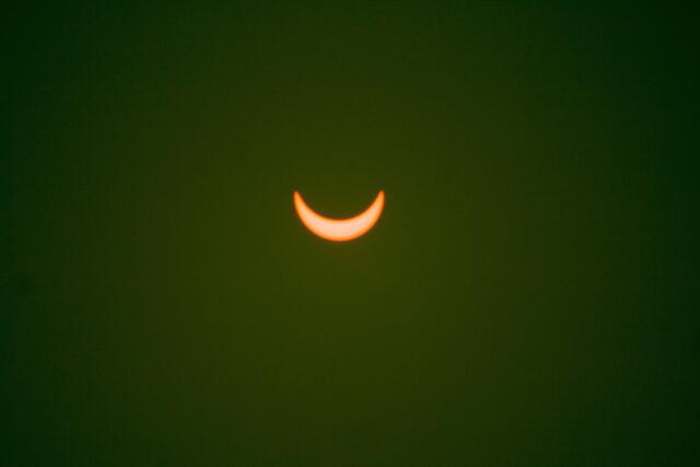 10:41 - der Höhepunkt, 73% der Sonne sind bedeckt.