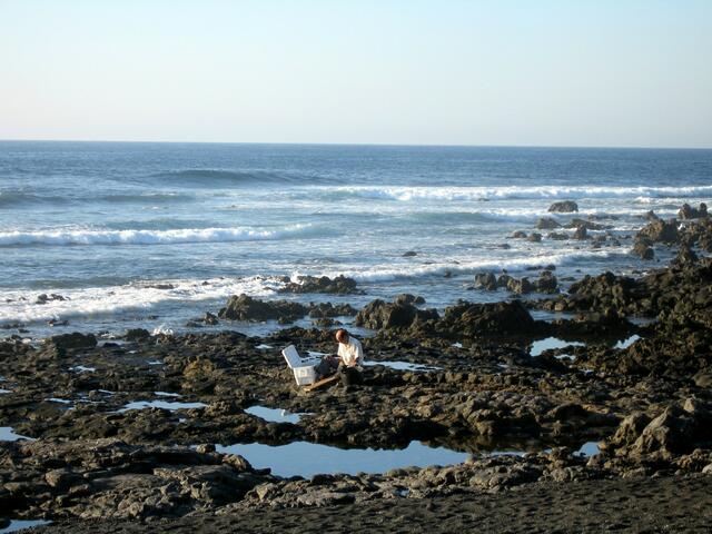 Einsame Küste bei El Golfo im Südwesten von Lanzarote