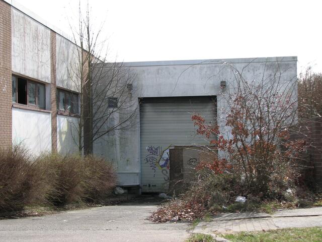 Ehemalige Kaufhalle Tei III (Mueßer Holz)