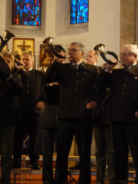 Sehr gut sah es aus,mit der Hand an der Hüfte,es wirkte zackig.