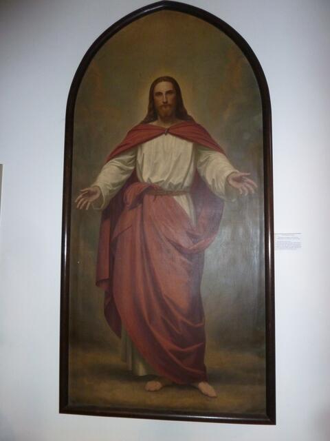 Dieses Jesusbild hing jahrelang hinter dem Altar,jetzt ist es am Kircheneingang zu sehen.