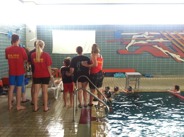 Platz 8 - Rettungsübungen im Hallenbad (22 Stimmen) | Foto: DLRG Ortsgruppe Lich