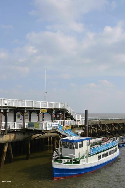 An der "Alten Liebe" in Cuxhaven legen auch heute noch die Schiffe an (Foto: Katja Woidtke)