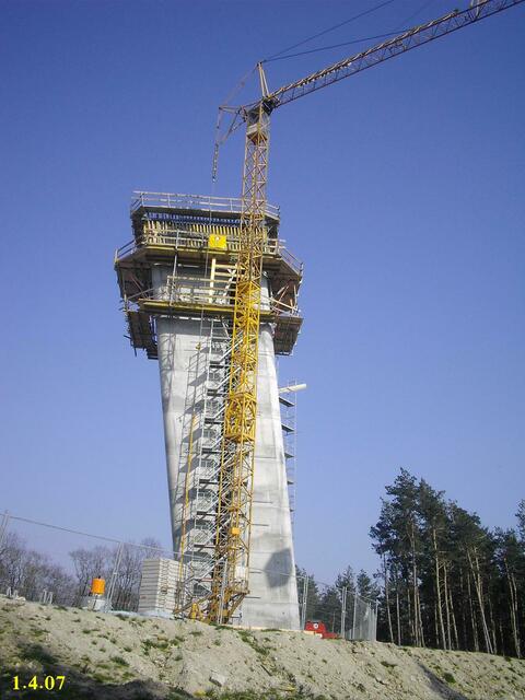 Der Aussichtsturm am 1.4.2007 !