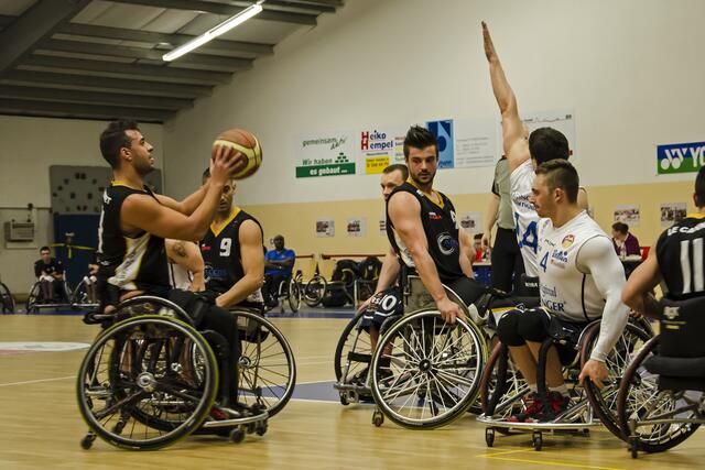 Unser Oettinger RSB Team Thüringen - Handi-Basket Le Cannet (77:71) | SCHWARZE-art-PHOTOGRAPHIE