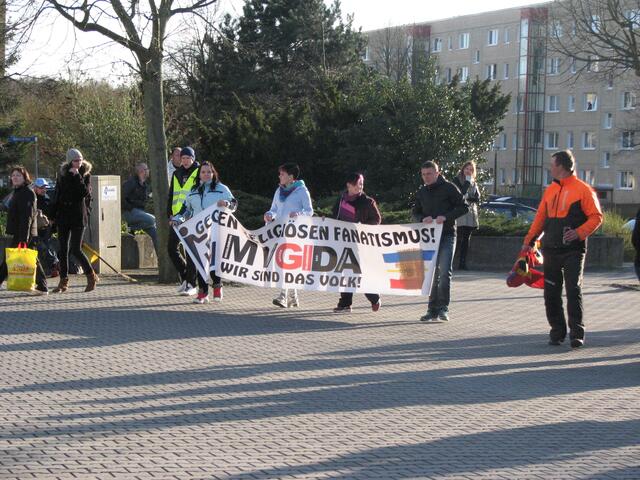 Man formiert sich...