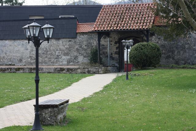 Eingangstörchen beim Gemeindehaus